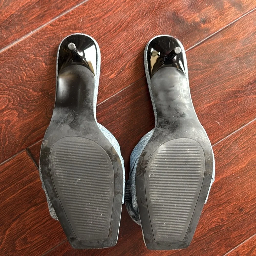 Mango Rosette Heels - Picture 4 of 7